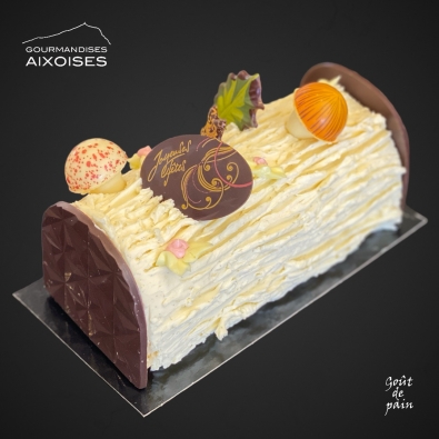 BUCHE 5/6 P. VANILLE CREME BEURRE