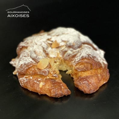 CROISSANT AUX AMANDES